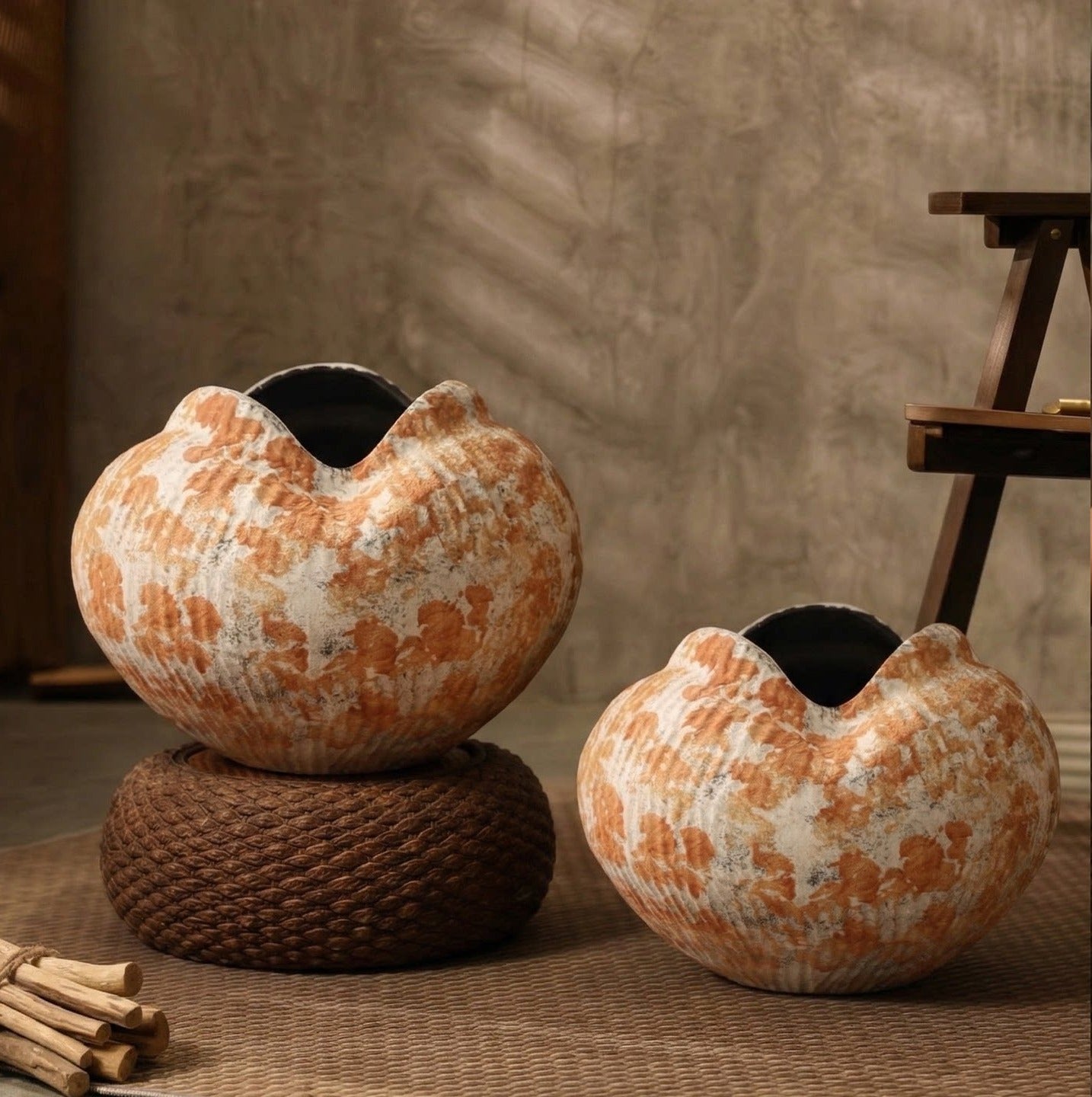 Hand-Thrown Ribbed Vase — Terracotta Speckle, Teardrop Opening