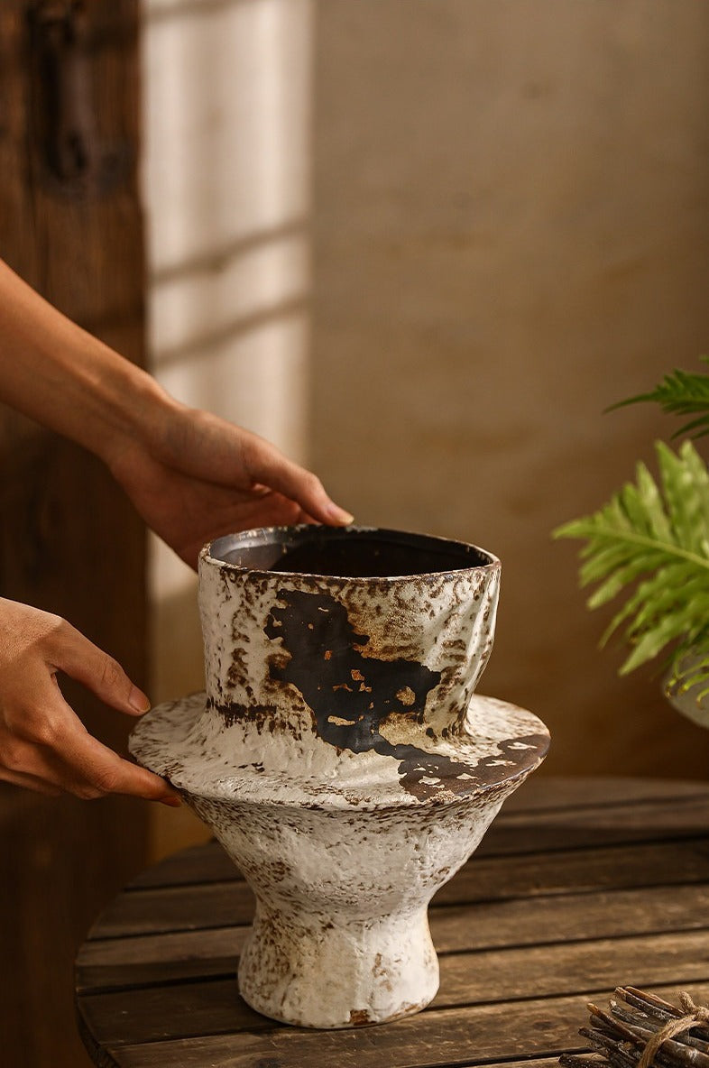 Hand-Thrown Collar Planter — Flanged Silhouette, Splatter Glaze